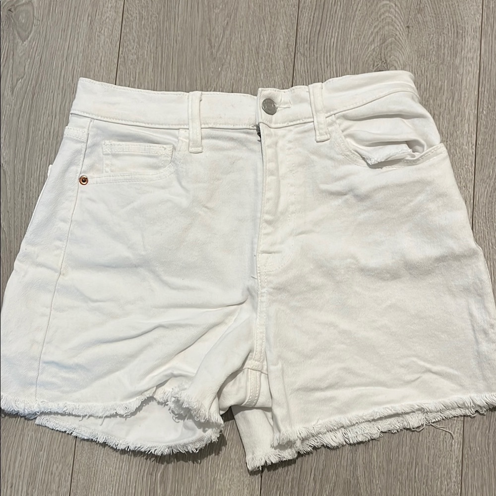 Miss Lola White Jean Shorts High-Waisted Frayed Hem